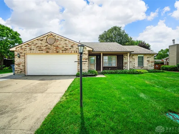 8621 Emeraldgate Dr, Dayton, OH 45424