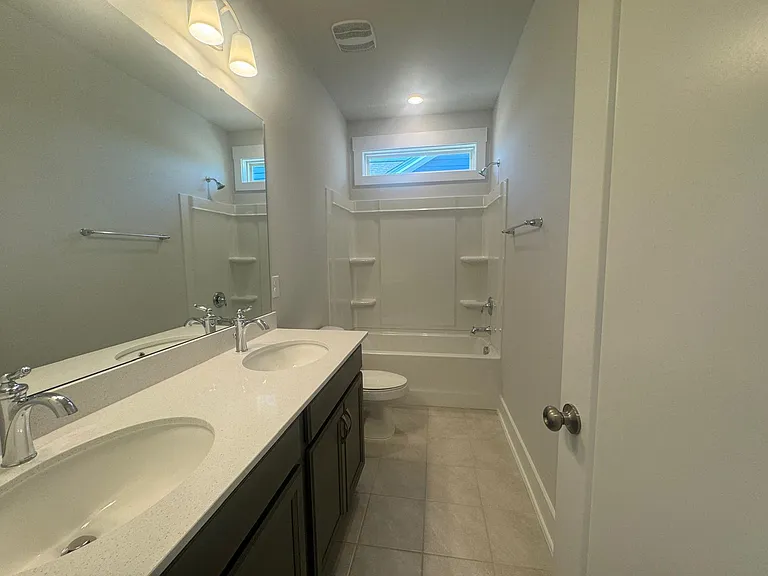 121 Broadwater Dr — Photo 18