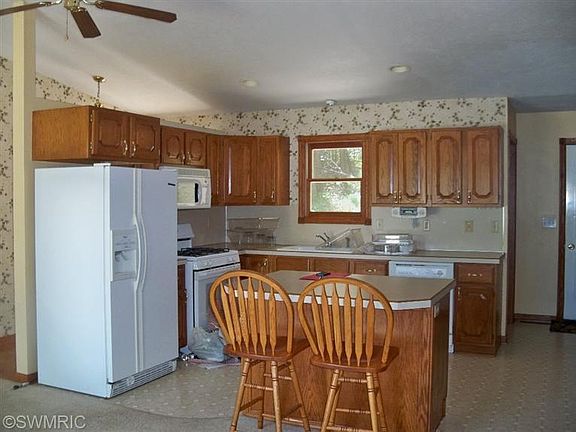 3rd image of 2236 Blue Goose Ave