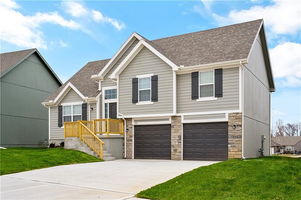 21706 Westover Rd, Peculiar, MO 64078 MLS 2446327 Zillow