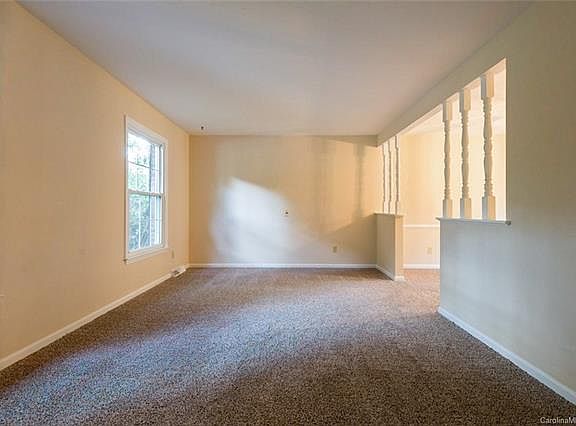 5th image of 7015 Marlbrook Dr