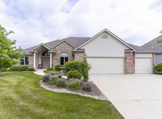 10117 Consta Verde Cmns, Leo, IN 46765