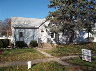 103 W Humiston St, Pontiac, IL 61764