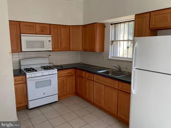 2037 N Gratz St, Philadelphia, PA 19121