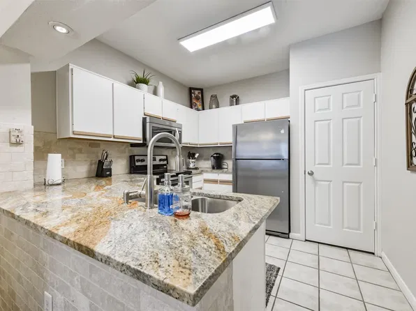 1330 Old Spanish Trl APT 8104, Houston, TX 77054