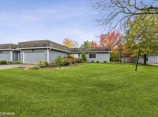 19235 Briarwood Ln, Strongsville, OH 44149