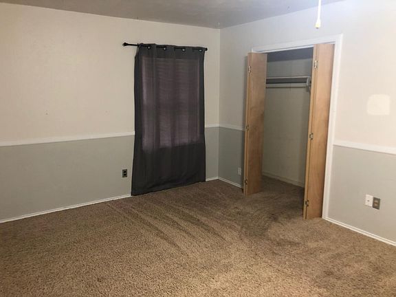 5th image of 318 E 12th St