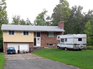 9208 Palmer Rd, North East, PA 16428