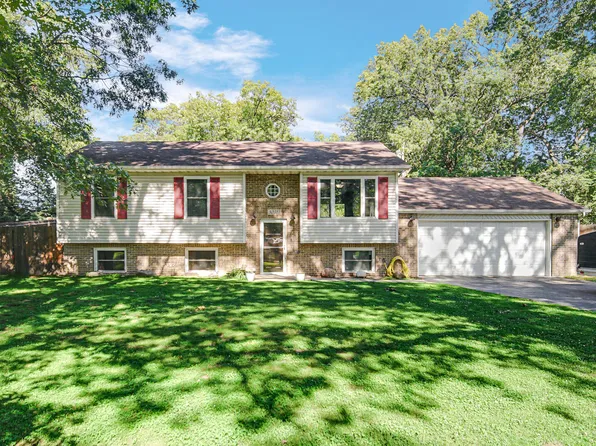 3031 Huntington Ave, New Chicago, IN 46342
