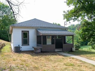 8729 Perrys Den Rd, Cumberland, OH 43732