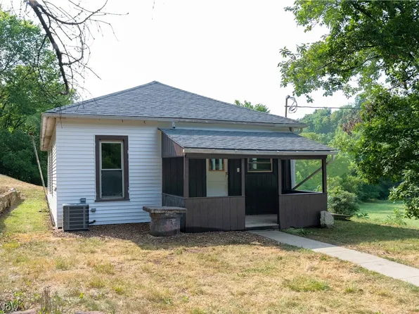 8729 Perrys Den Rd, Cumberland, OH 43732