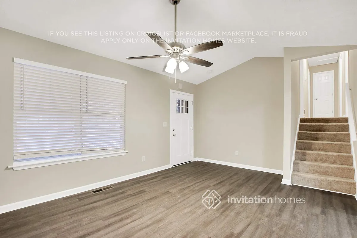 Building Photo - 3859 Willow Holw