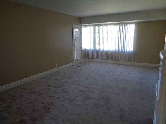 2nd image of 5735 1/2 Condon Ave
