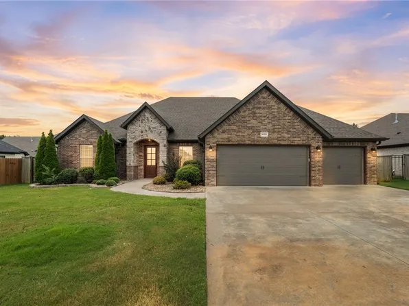 3003 SW Hazelnut Ave, Bentonville, AR 72713