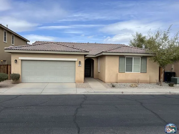 302 Sunny Meadow Pl, Brawley, CA 92227