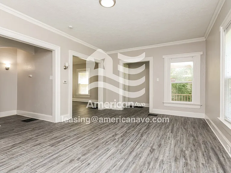 1517524_004_living_room_13909006.jpg