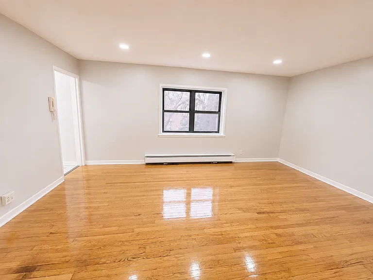 357 Schley St #BM2 — Photo 6