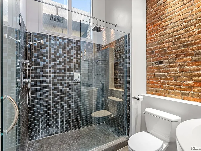 1510 Wazee St #3-A — Photo 36