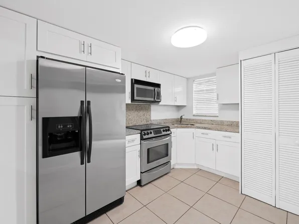 3750 NW 115th Avenue #8-5, Coral Springs, FL 33065