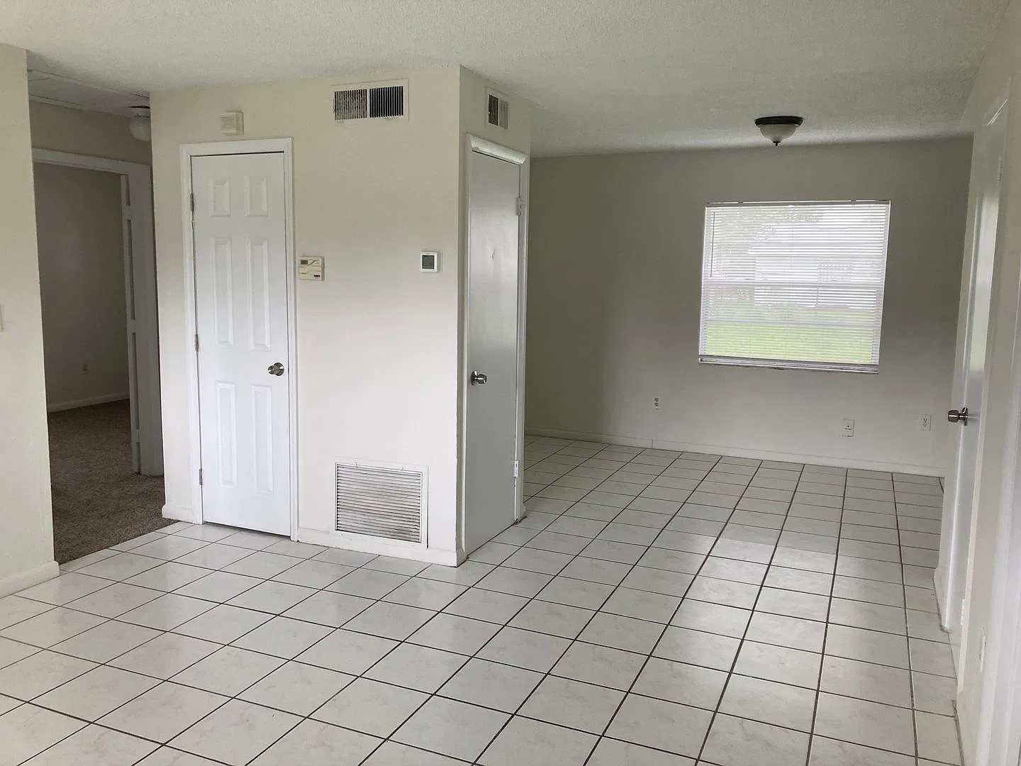4 bed/1.5 bath Home For Rent in Malibu Grove/Carver Shores — Photo 3