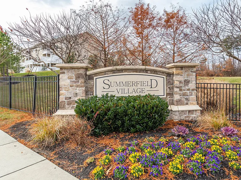 1295 Orchid Rd — Photo 47