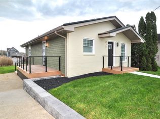 221 4th Ave, Monongahela, PA 15063