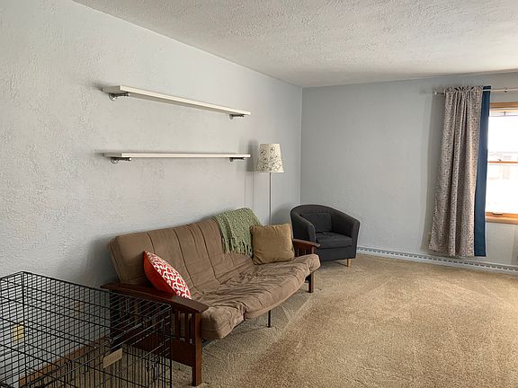 4th image of 819 6th St