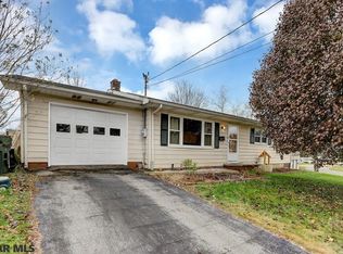 515 Ripka Ln, Bellefonte, PA 16823