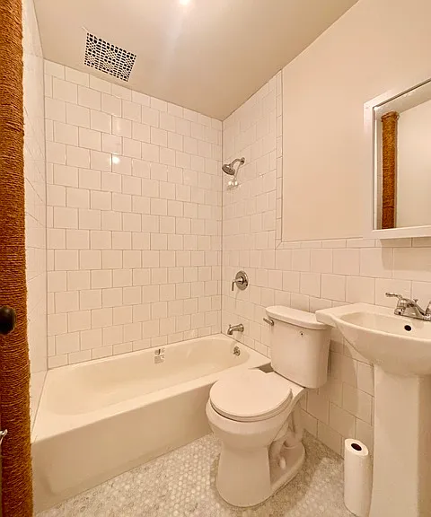 158 Hicks St #14/15 — Photo 9