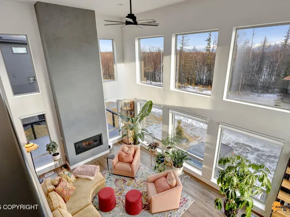 5380 Sandhill Loop, Anchorage, AK 99502