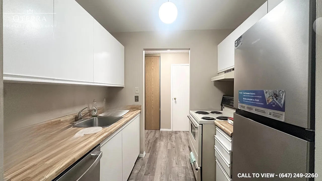 2 bed, 1000 sqft, $1,695 — Photo 2