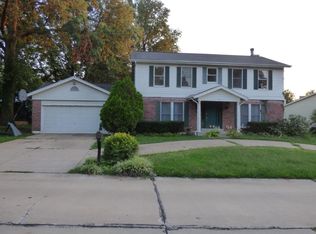 603 Highfield Dr, Saint Charles, MO