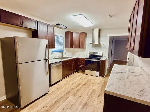 5436 Mill Creek Rd, Graceville, FL 32440