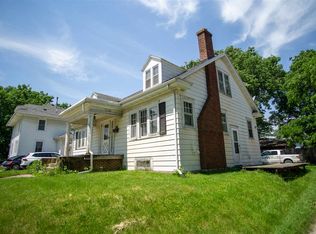 1418 W 5th St, Waterloo, IA 50702