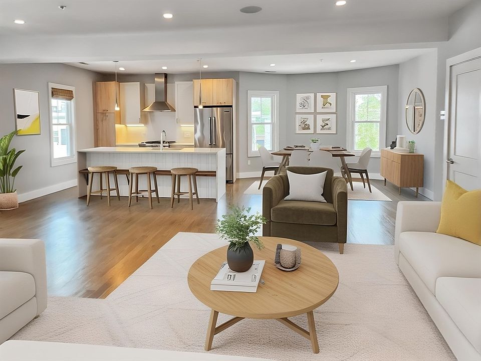 1st image of 84 Romsey St #3