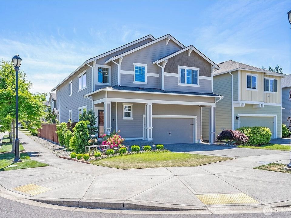 1st image of 3234 Hanna Drive NE