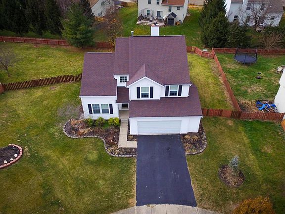 3rd image of 573 Crestmont Ct