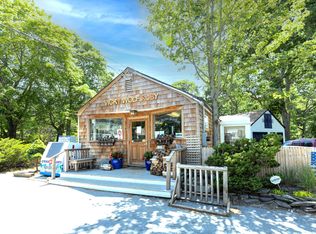 472 Old Stone Hwy, East Hampton, NY 11937