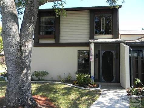 1st image of 727 SE 12th Ave APT 141