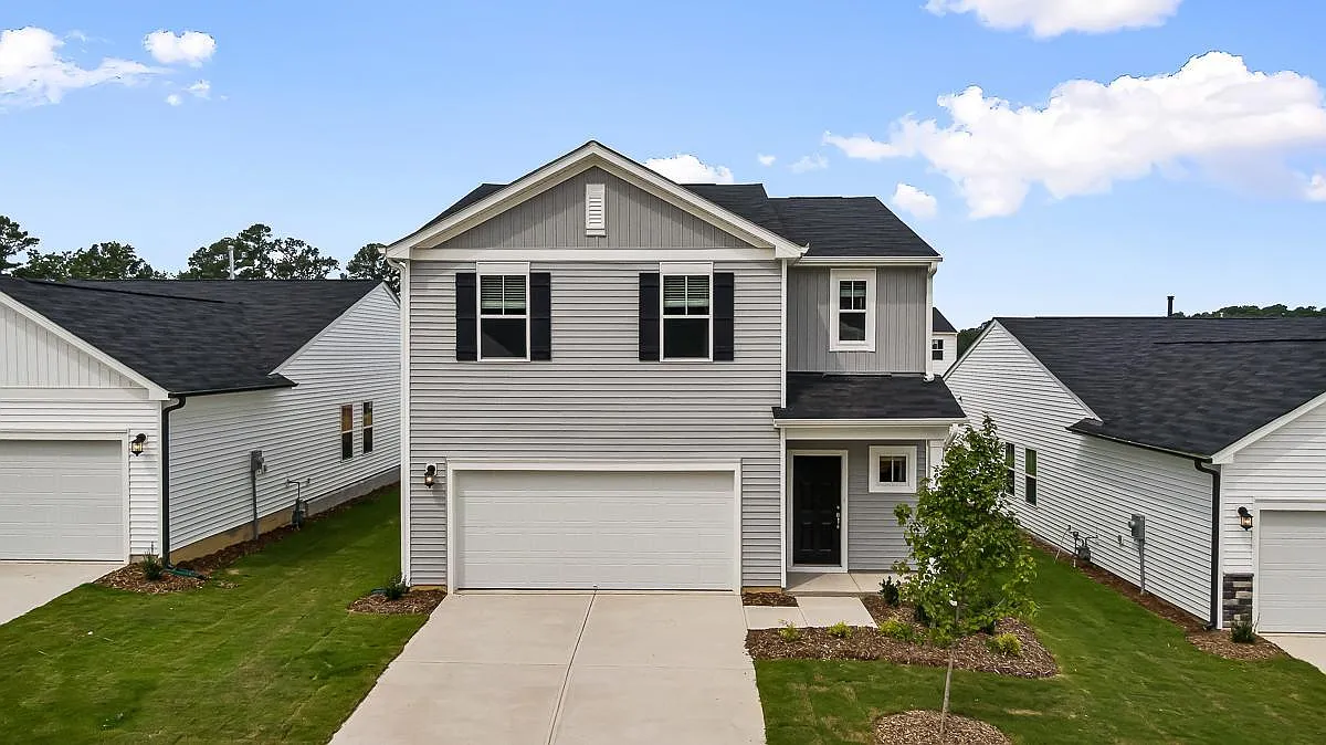Cembra Pine Dr, Fuquay Varina — Photo 1