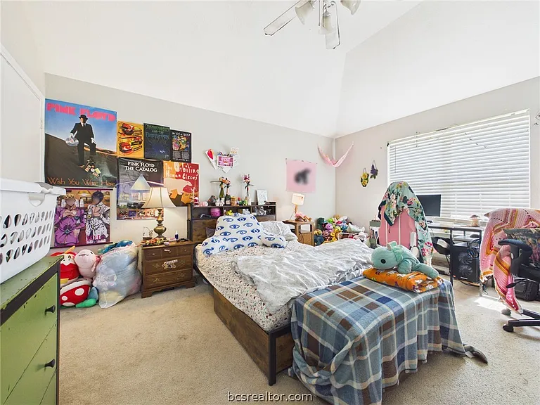 1006 Crested Point Dr — Photo 11