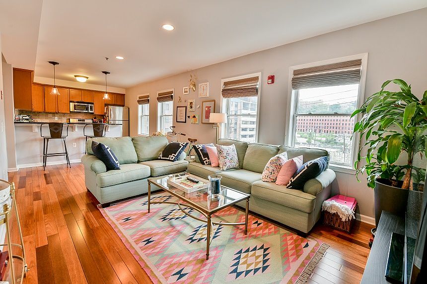 Sprawling Living Room!