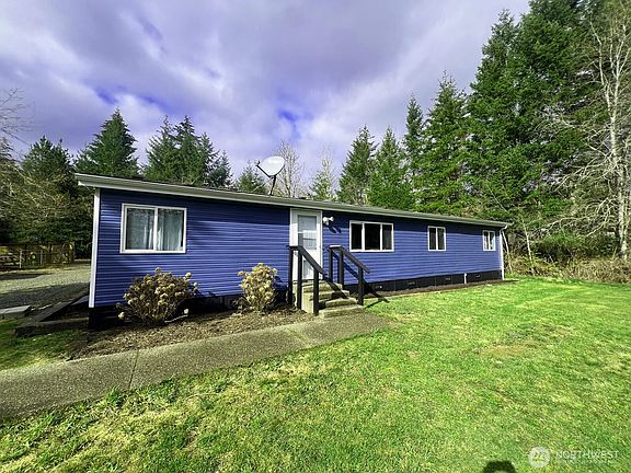3rd image of 60 E Northridge Court