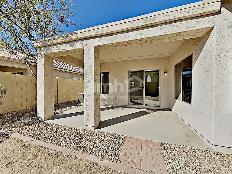 19427 W Woodlands Ave — Photo 20