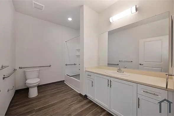 1 bed, 600 sqft, $1,838 — Photo 4