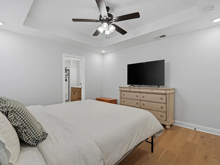 668 Pleasant Meadow Ln — Photo 22