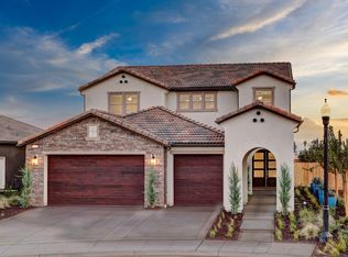 1148 W Sophie Dr, Madera, CA