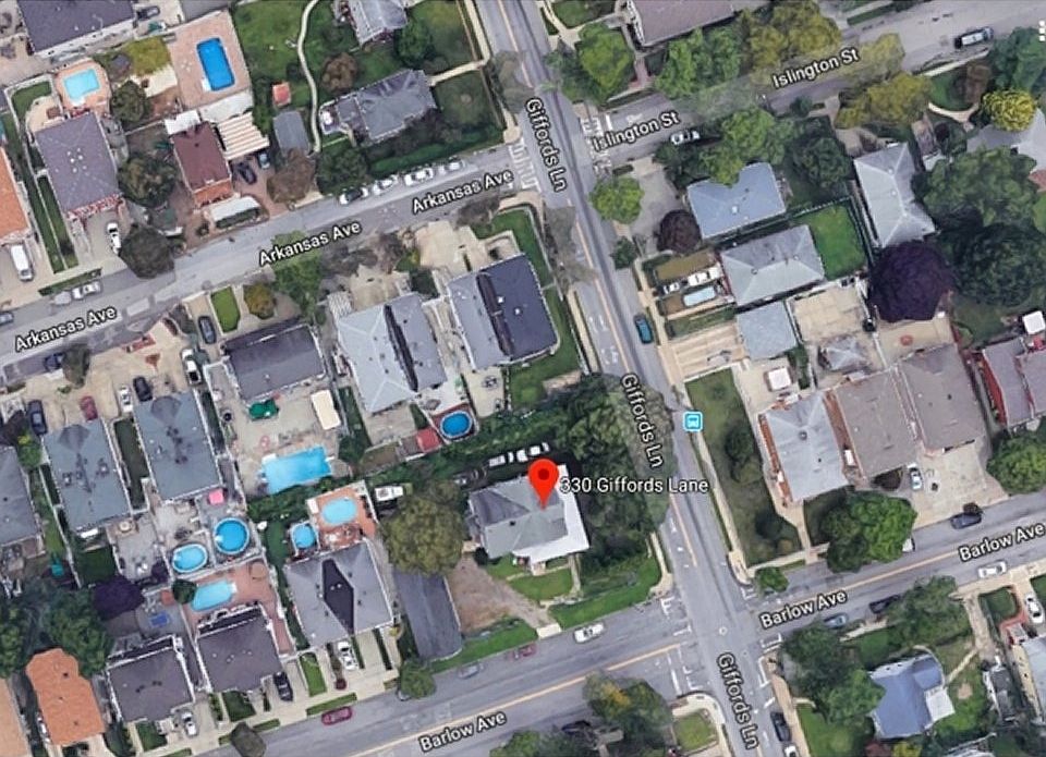 2nd image of 330 Giffords Ln