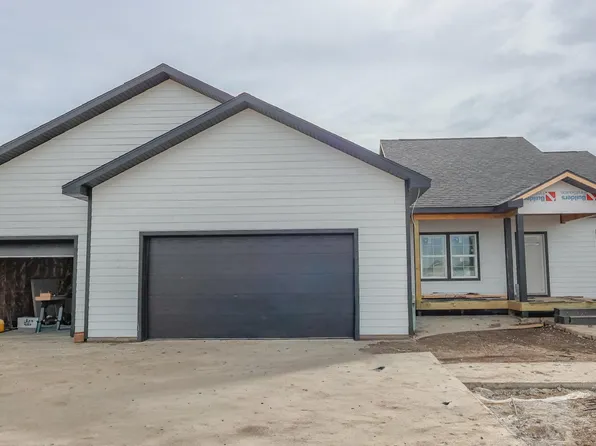13362 Meadow Creek St, Williston, ND 58801