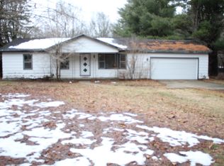 6938 Hancock Rd, Montague, MI 49437